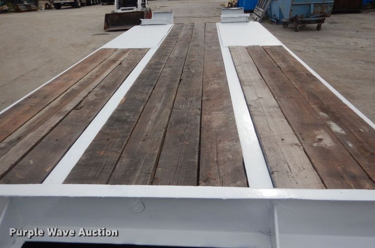 image for item IV9541 1980  equipment trailer