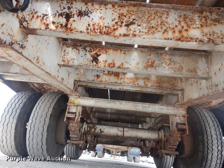 image for item IV9541 1980  equipment trailer