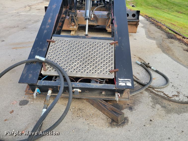 image for item IV9588 2014 Kaufman DT30  lowboy equipment trailer