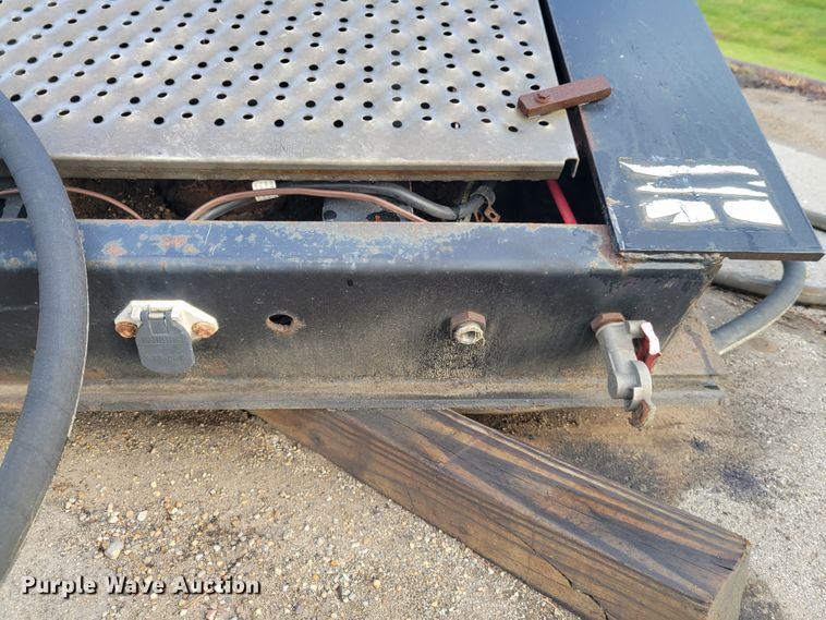 image for item IV9588 2014 Kaufman DT30  lowboy equipment trailer