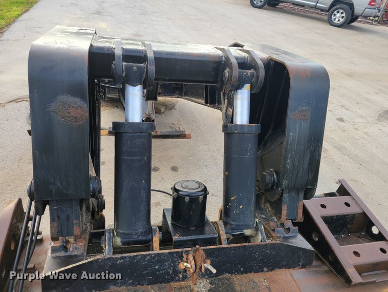 image for item IV9588 2014 Kaufman DT30  lowboy equipment trailer