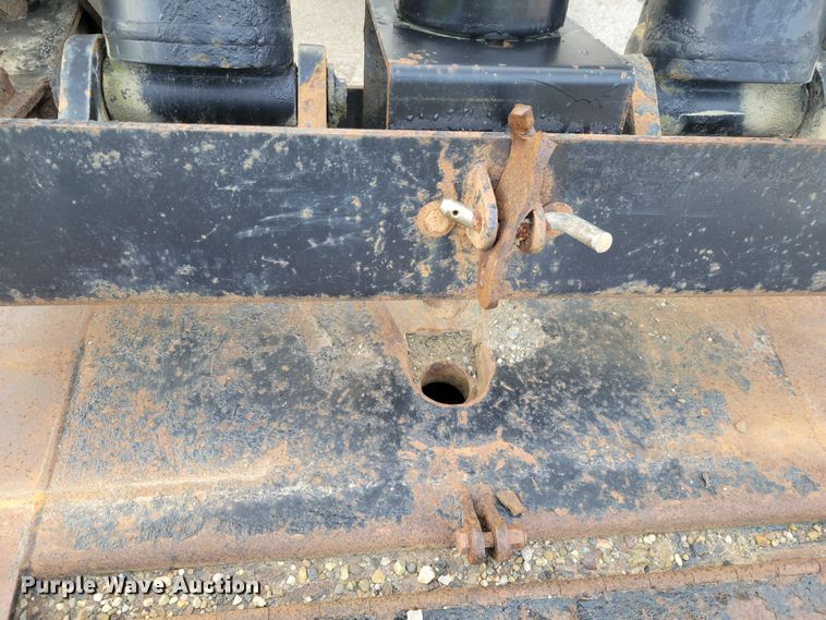 image for item IV9588 2014 Kaufman DT30  lowboy equipment trailer