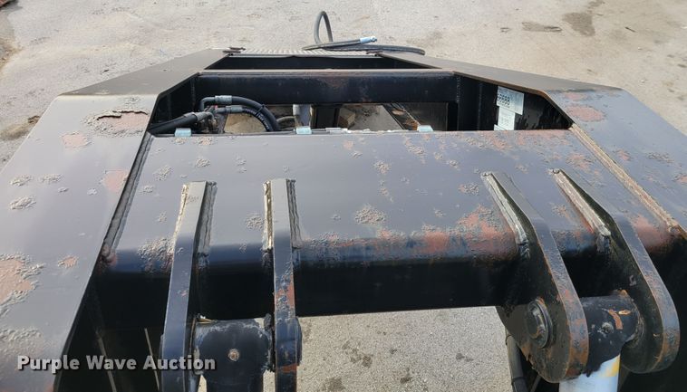 image for item IV9588 2014 Kaufman DT30  lowboy equipment trailer