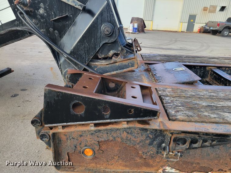 image for item IV9588 2014 Kaufman DT30  lowboy equipment trailer
