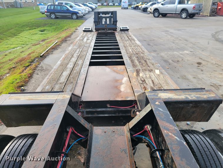 image for item IV9588 2014 Kaufman DT30  lowboy equipment trailer