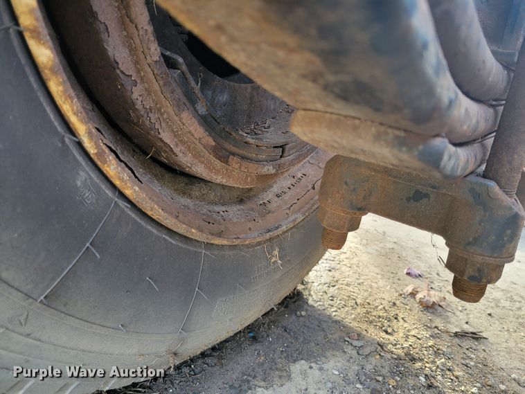 image for item IV9588 2014 Kaufman DT30  lowboy equipment trailer