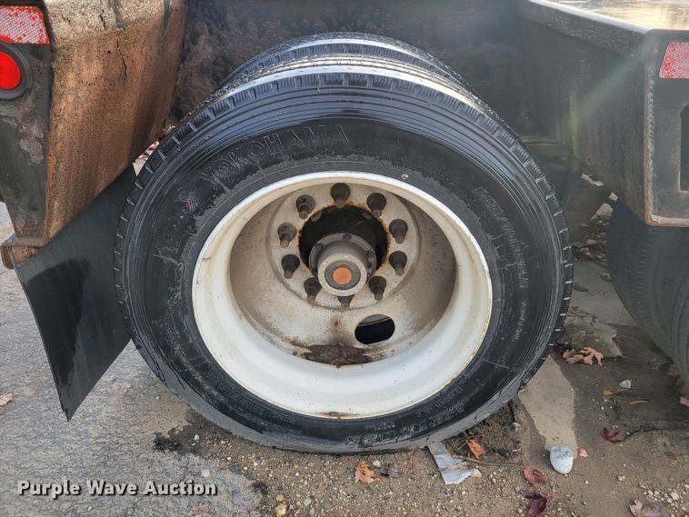 image for item IV9588 2014 Kaufman DT30  lowboy equipment trailer