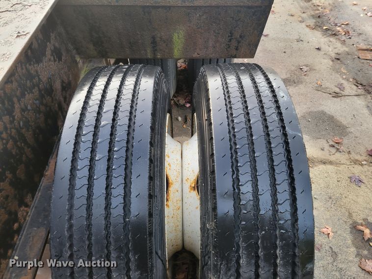 image for item IV9588 2014 Kaufman DT30  lowboy equipment trailer