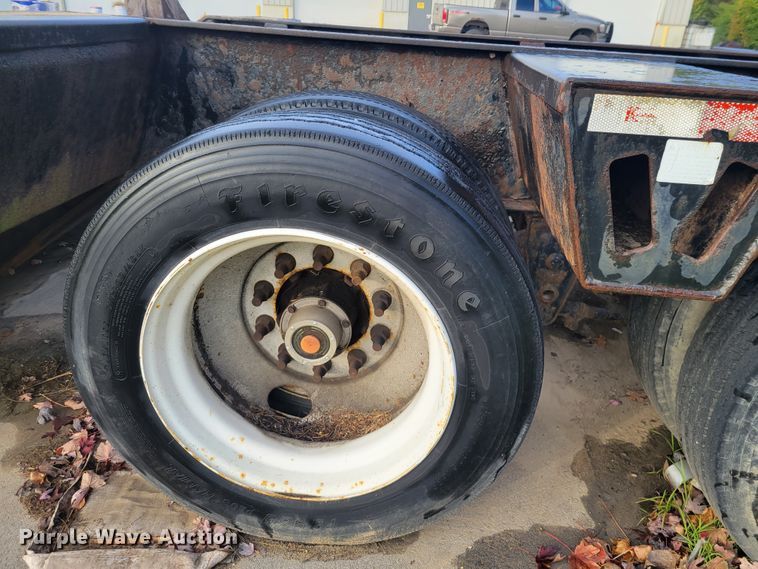 image for item IV9588 2014 Kaufman DT30  lowboy equipment trailer