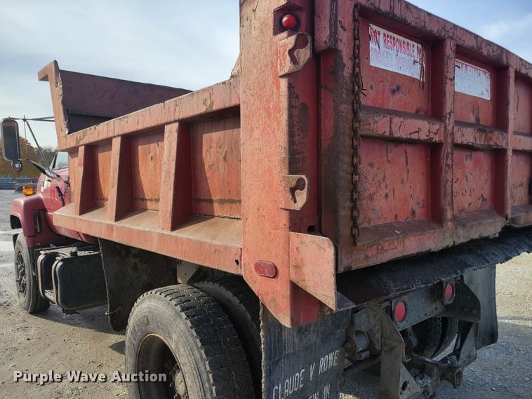 image for item IV9589 1991 GMC TopKick  dump truck