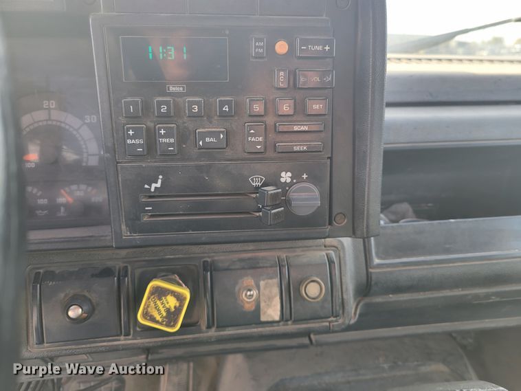 image for item IV9589 1991 GMC TopKick  dump truck