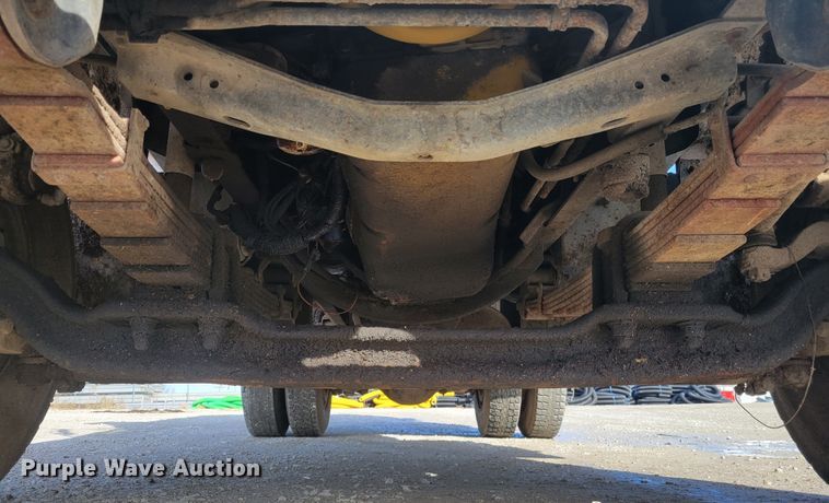 image for item IV9589 1991 GMC TopKick  dump truck