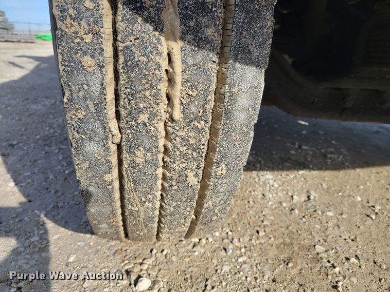 image for item IV9589 1991 GMC TopKick  dump truck