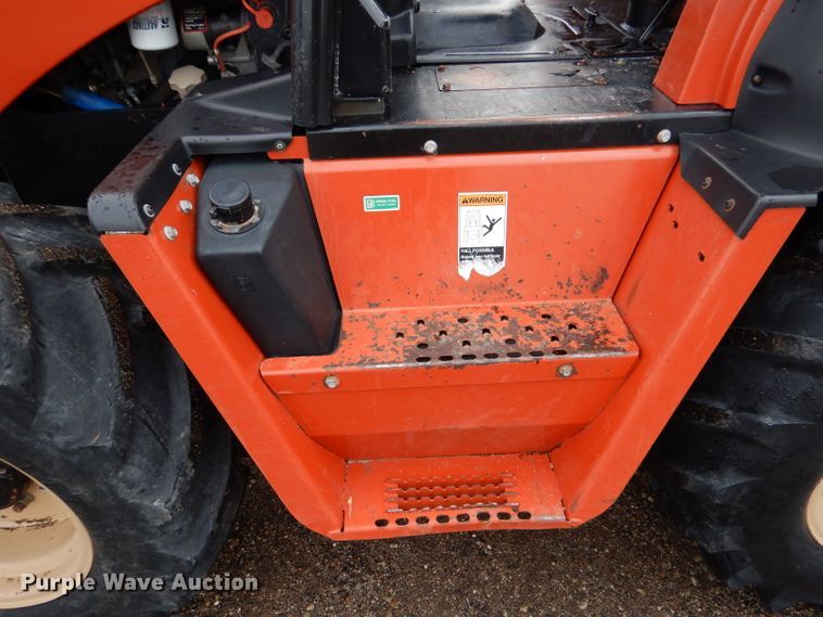 image for item IV9808 2007 Ditch Witch RT95  trencher