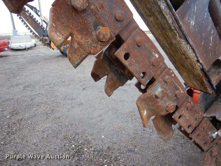 image for item IV9808 2007 Ditch Witch RT95  trencher