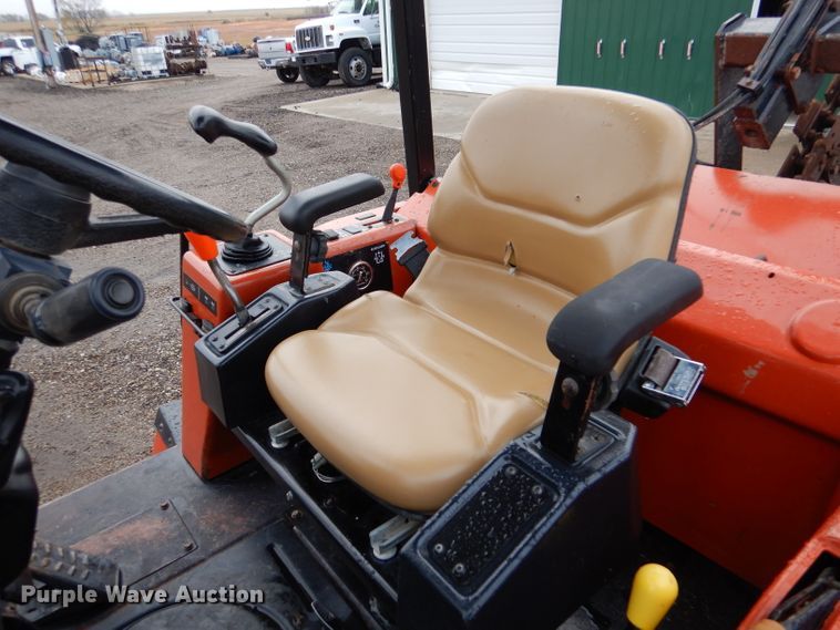 image for item IV9808 2007 Ditch Witch RT95  trencher