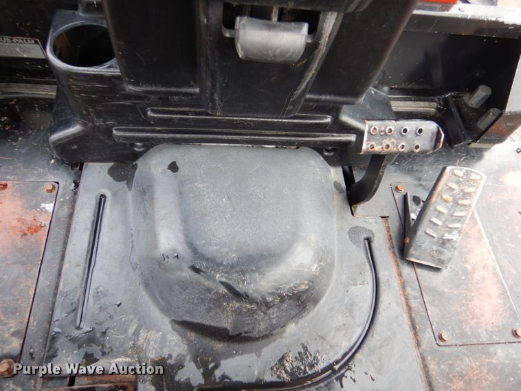 image for item IV9808 2007 Ditch Witch RT95  trencher