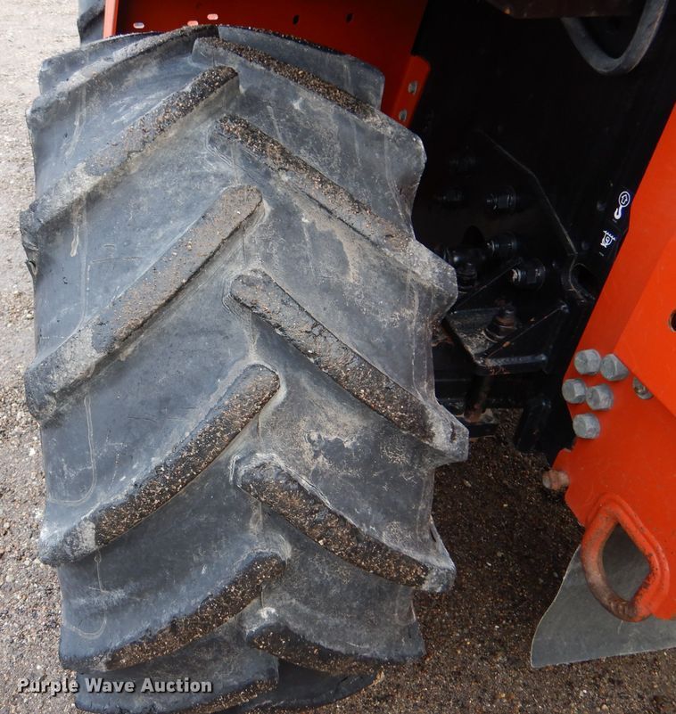 image for item IV9808 2007 Ditch Witch RT95  trencher