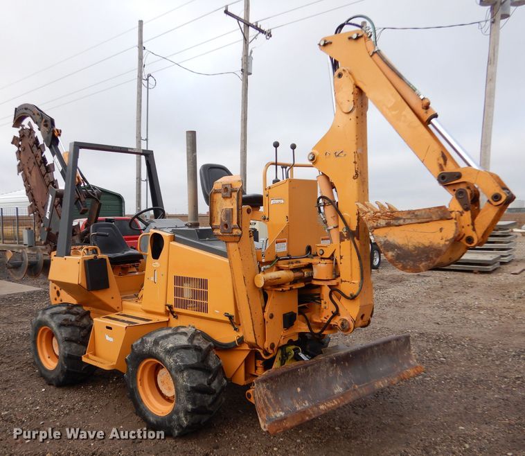 image for item IV9809 2003 Case 660  trencher