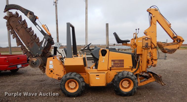 image for item IV9809 2003 Case 660  trencher