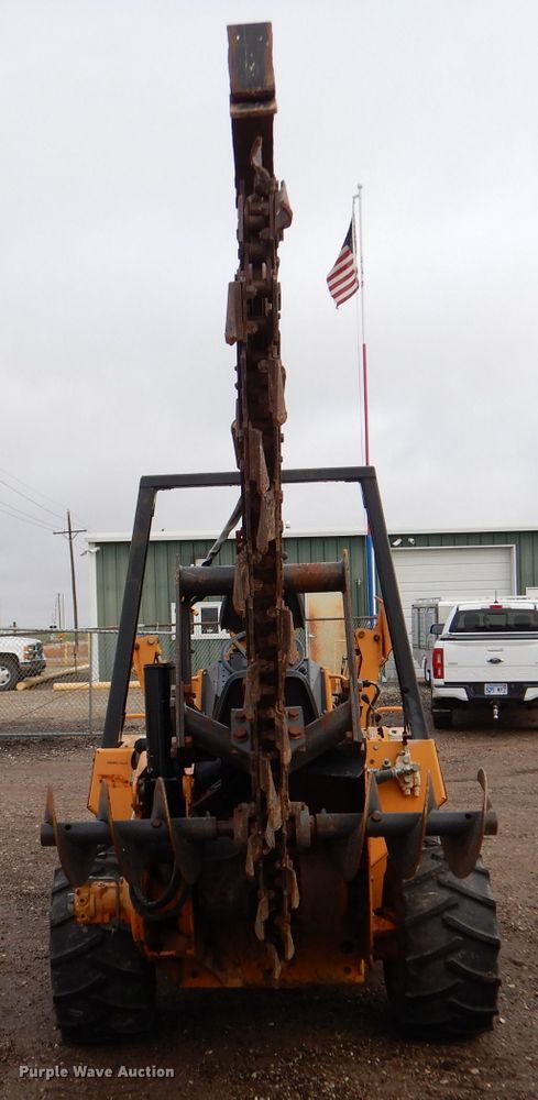 image for item IV9809 2003 Case 660  trencher