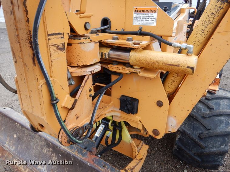 image for item IV9809 2003 Case 660  trencher