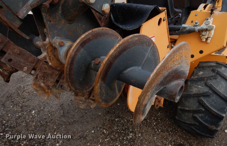 image for item IV9809 2003 Case 660  trencher