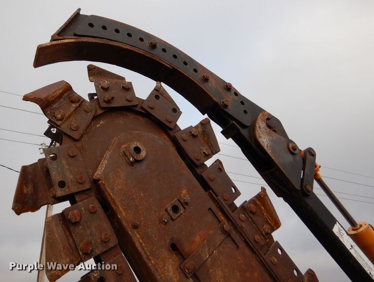 image for item IV9809 2003 Case 660  trencher