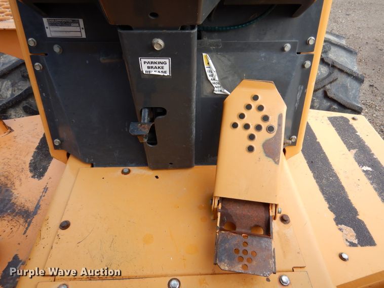 image for item IV9809 2003 Case 660  trencher