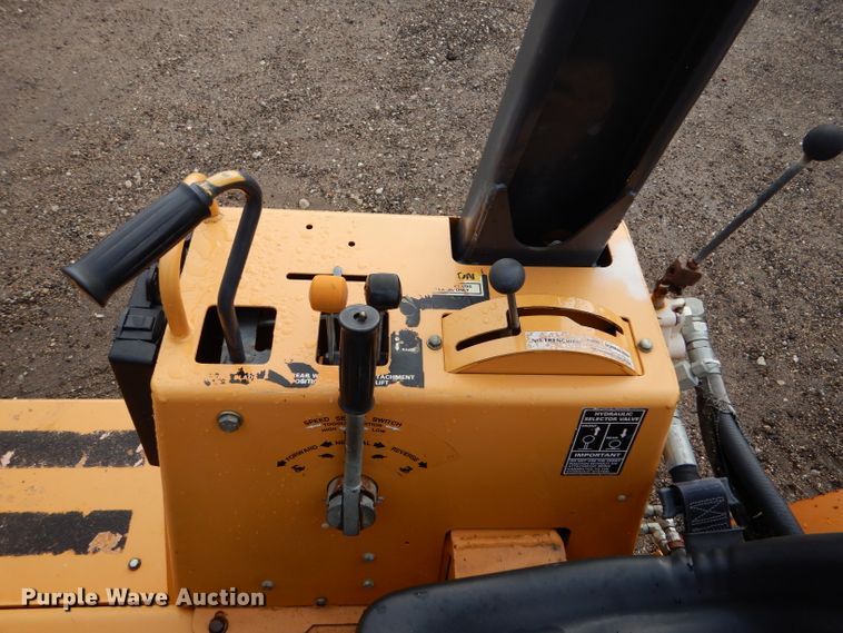 image for item IV9809 2003 Case 660  trencher