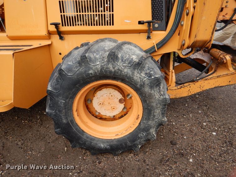 image for item IV9809 2003 Case 660  trencher