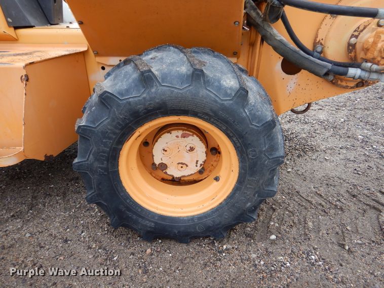 image for item IV9809 2003 Case 660  trencher