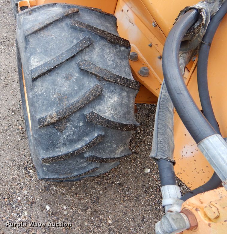 image for item IV9809 2003 Case 660  trencher