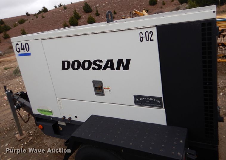 image for item IV9812 2012 Doosan G40  generator