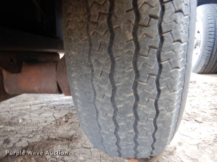 image for item IV9812 2012 Doosan G40  generator