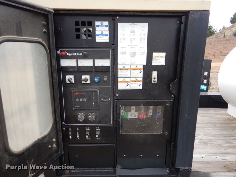 image for item IV9813 2008 Ingersoll Rand Power Source G40  generator