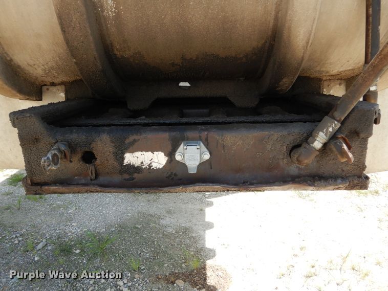 image for item JA9008 1977  end dump trailer