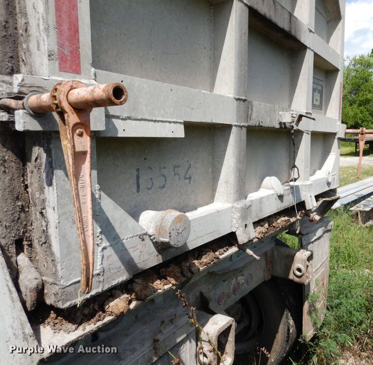 image for item JA9008 1977  end dump trailer