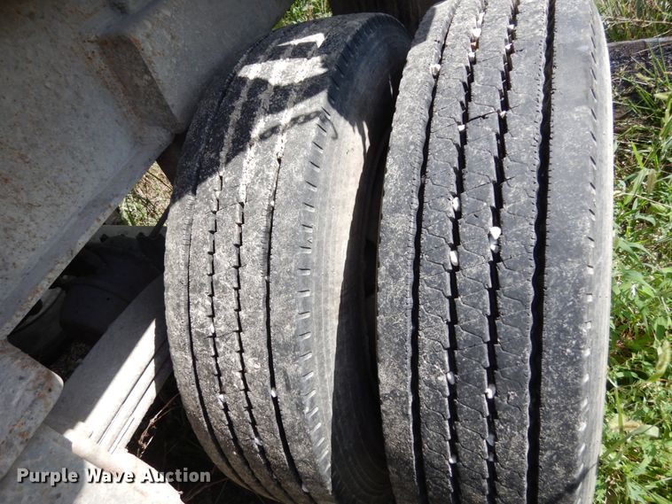 image for item JA9008 1977  end dump trailer