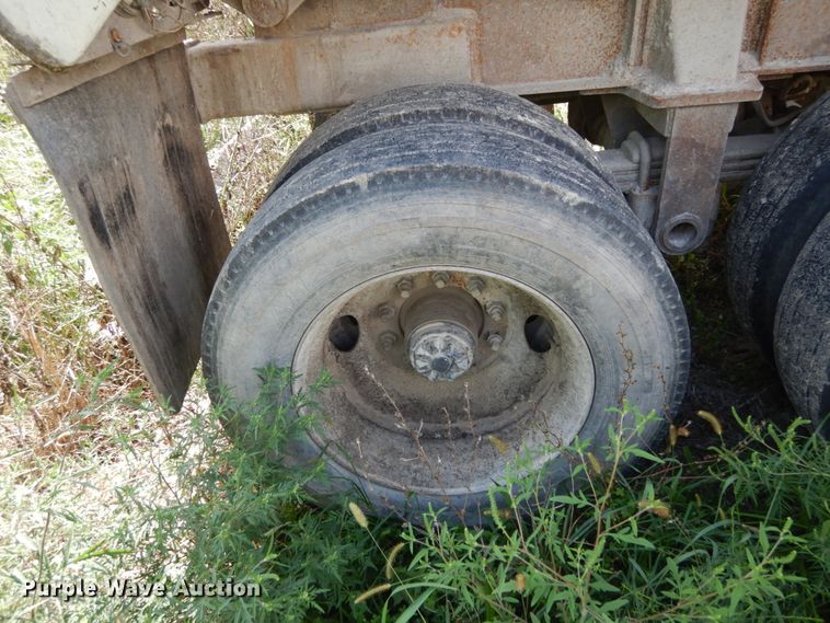 image for item JA9008 1977  end dump trailer
