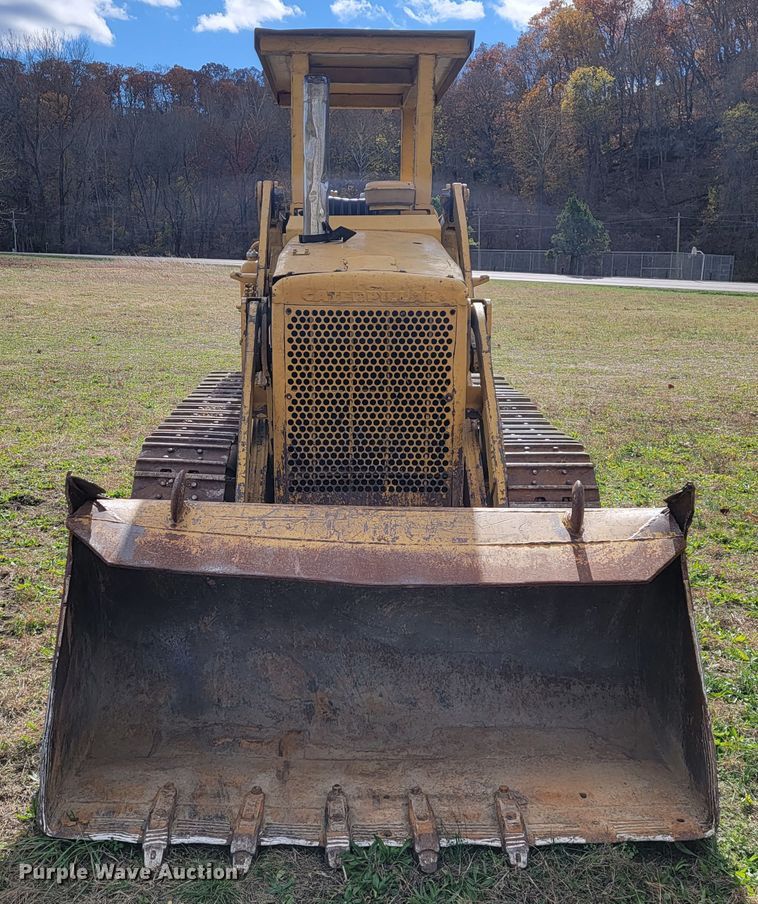 image for item JE9311 1964 Caterpillar 955H  track loader