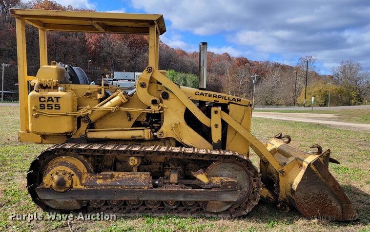 image for item JE9311 1964 Caterpillar 955H  track loader