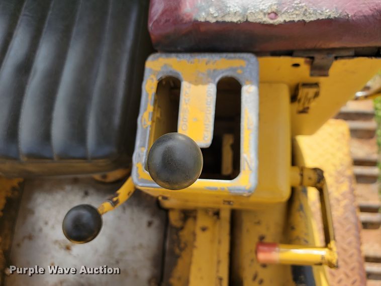 image for item JE9311 1964 Caterpillar 955H  track loader