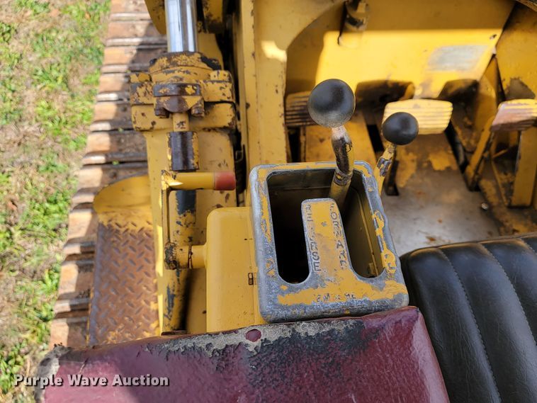 image for item JE9311 1964 Caterpillar 955H  track loader