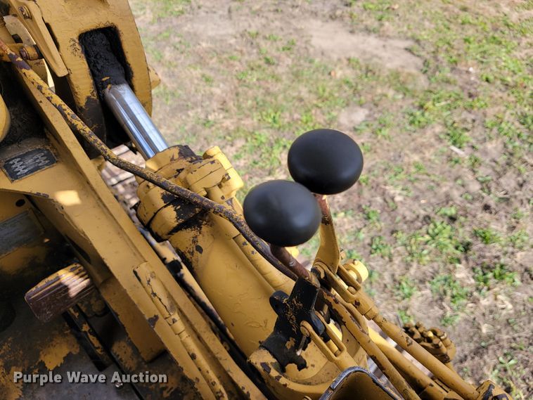 image for item JE9311 1964 Caterpillar 955H  track loader