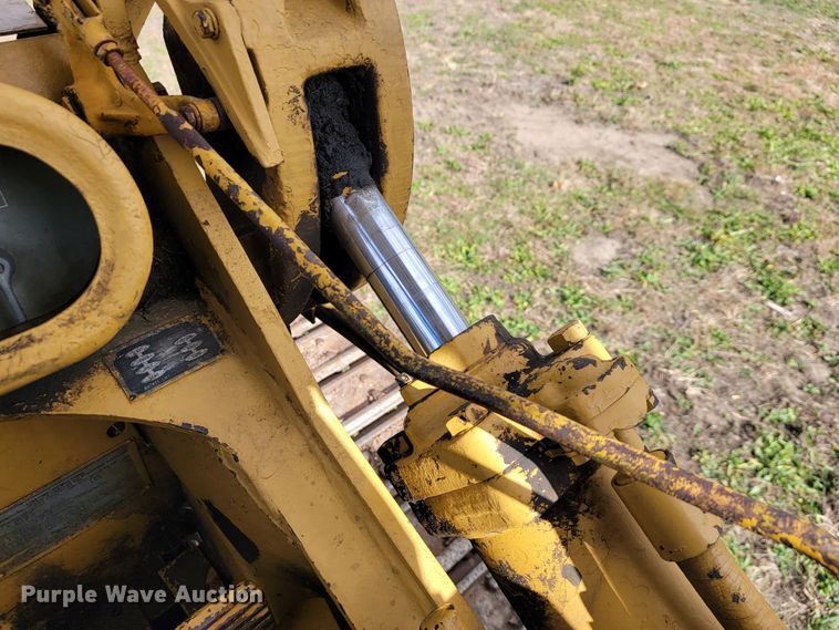 image for item JE9311 1964 Caterpillar 955H  track loader