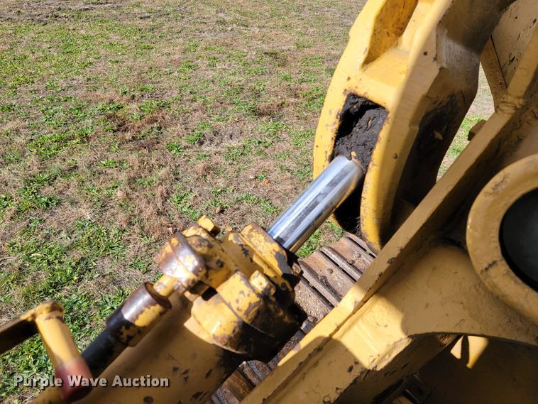 image for item JE9311 1964 Caterpillar 955H  track loader