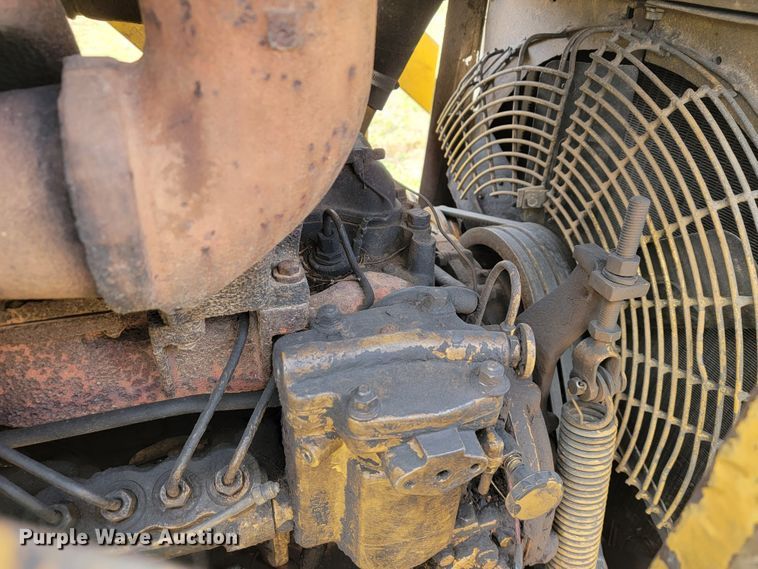 image for item JE9311 1964 Caterpillar 955H  track loader