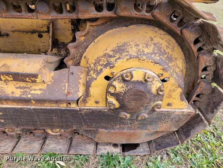 image for item JE9311 1964 Caterpillar 955H  track loader