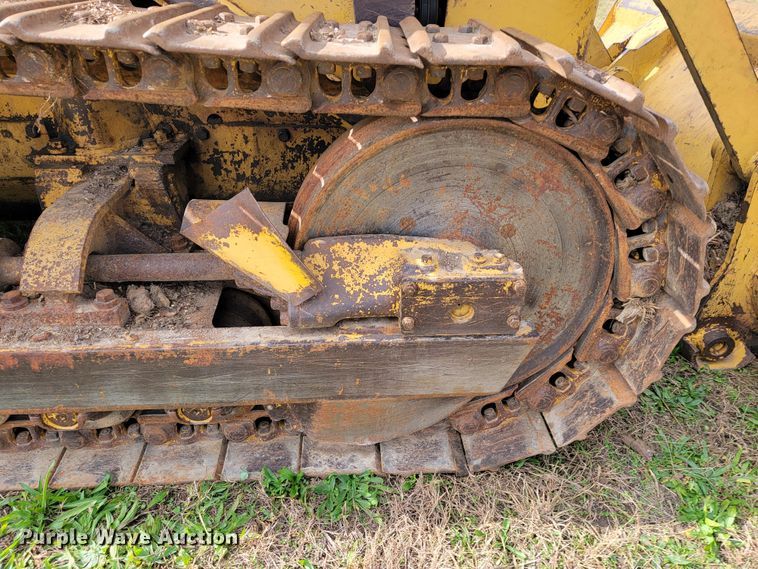 image for item JE9311 1964 Caterpillar 955H  track loader